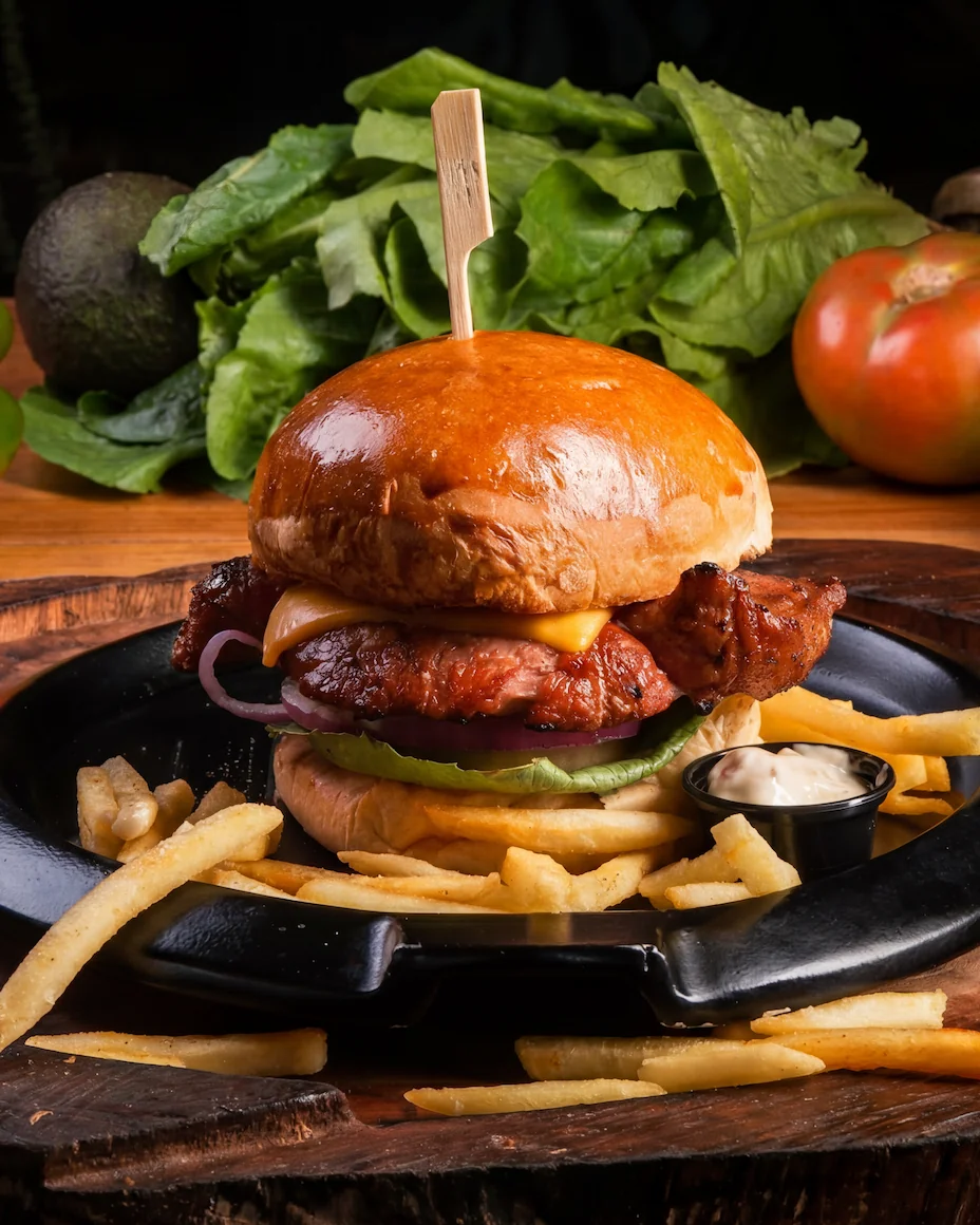 Burger Bondiola a la Parrilla